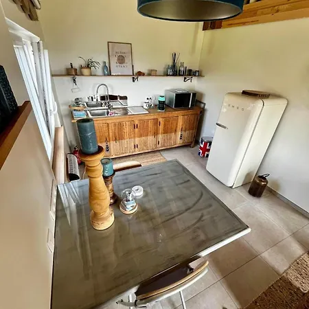 Vakantiehuis Le 52, A Country Bubble *